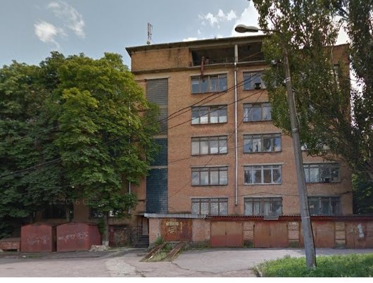 5-ти поверхова будівля